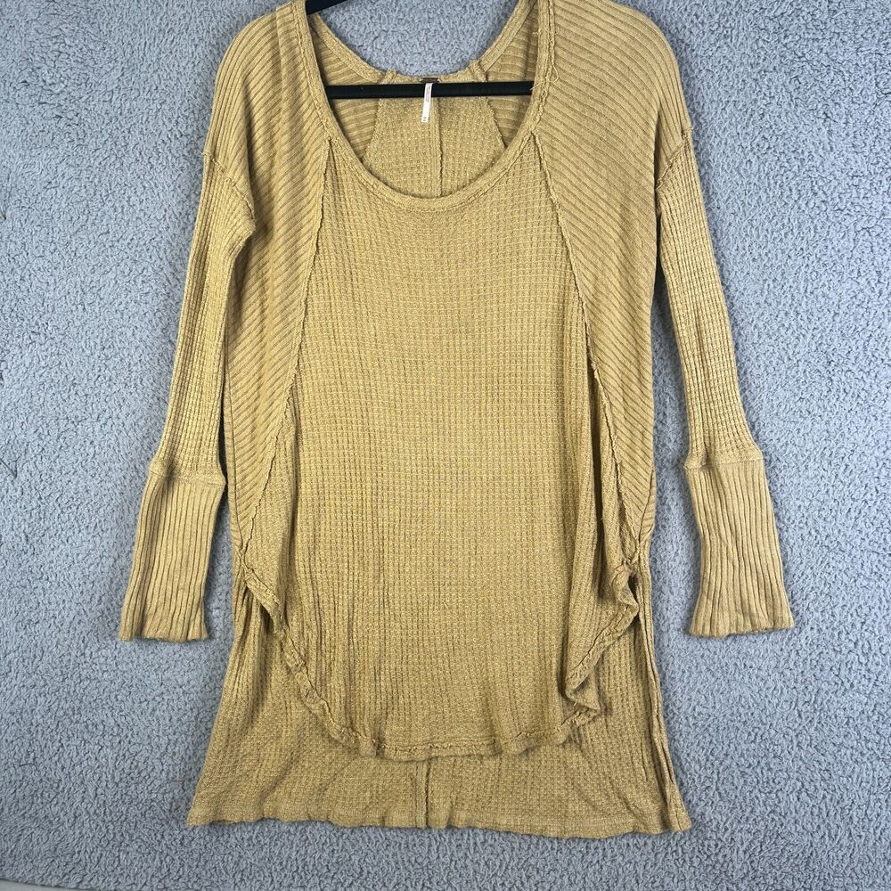 WE THE FREE People Thermal Top Womens M Gold Pullover Waffle High Low Scoop Neck